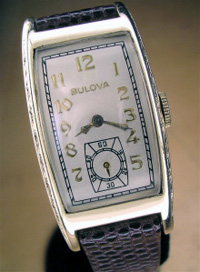 1949 Bulova curved wrist watch yellow gold filled